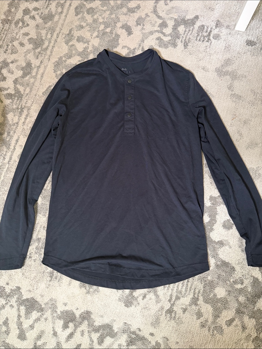 Men's Long-Sleeve Henley Shirt in Navy - Comfortable Everyday Layer